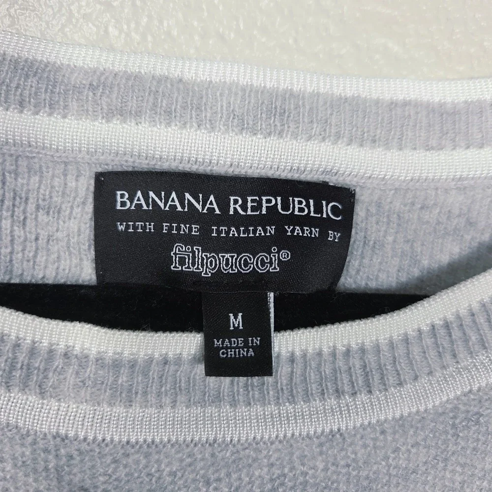 Banana Republic Filpucci Italian Yarn Sweater Gray White Trim‎ Size M